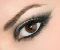 تصویر 4 از سرمه چشم ضد حساسیت با رنگ مشکی فشرده